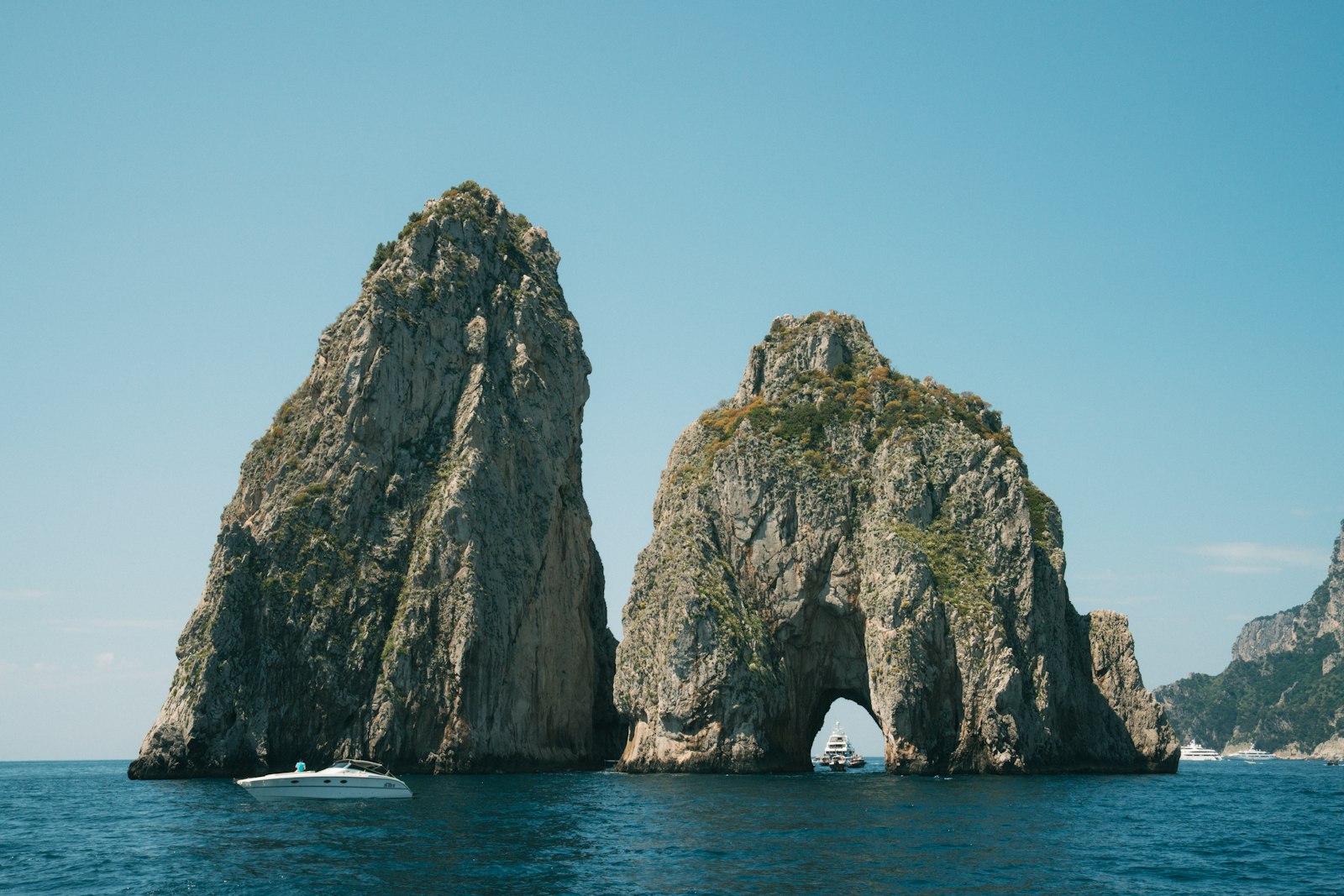 Capri Fashion Guide: What to Buy, Where to Shop and What Not to Wear