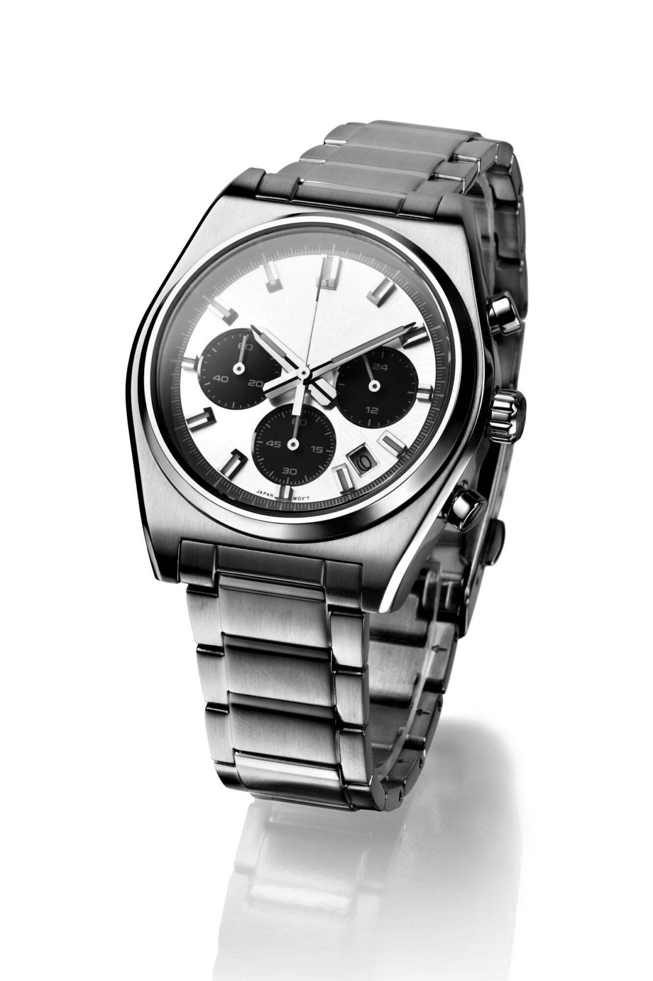 Tiffany’s Second Timer Trades Diamonds for Titanium and Platinum