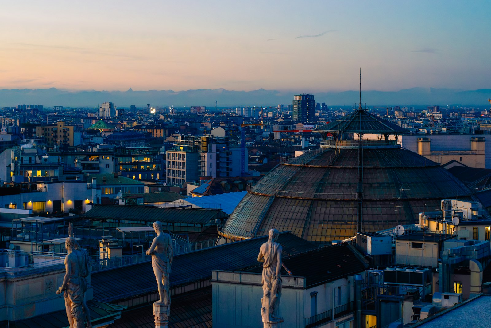 Michelin Keys 2026 Milan: all 11 hotels, and The Carlton is new at Two Keys